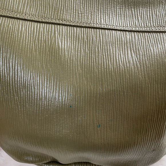 Vintage Olive Green Leather Crossbody Bag - Picture 3 of 4